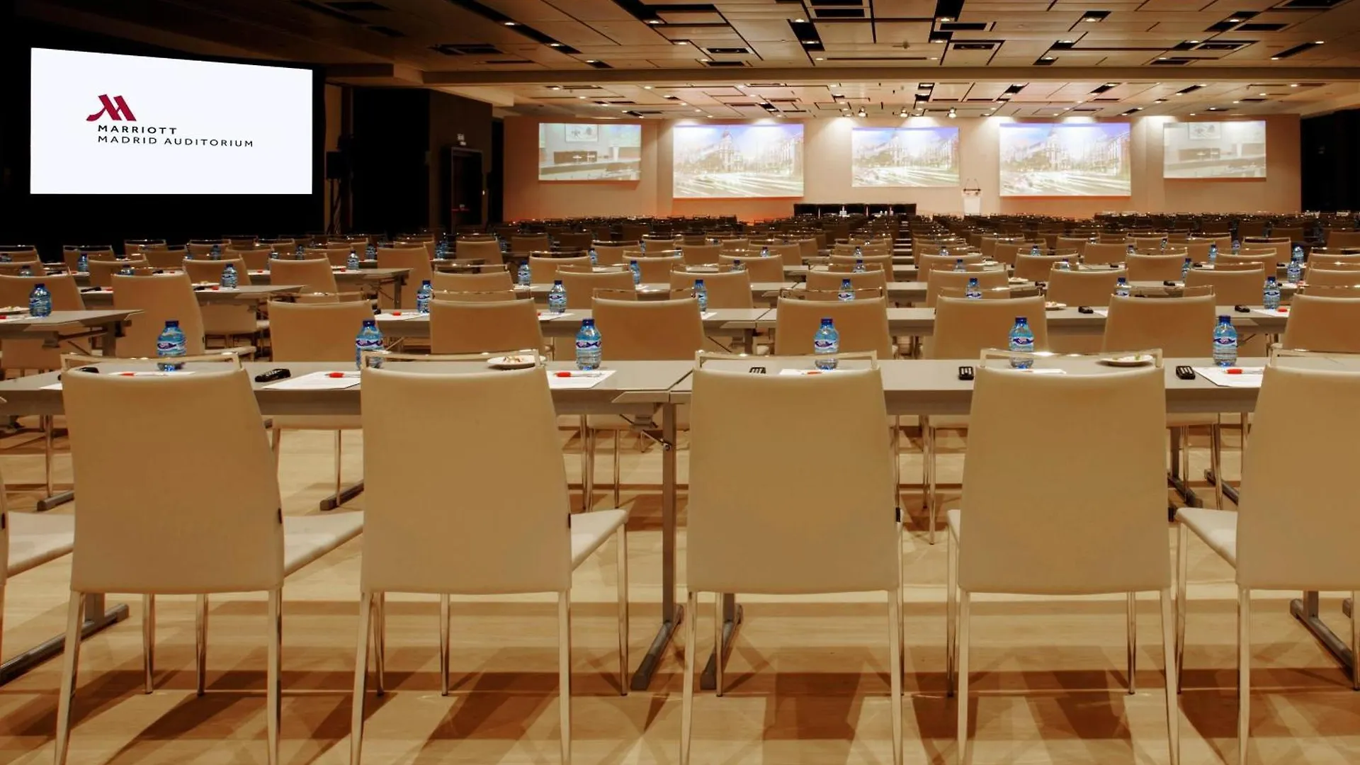 Madrid Marriott Auditorium Hotel & Conference Center ספרד